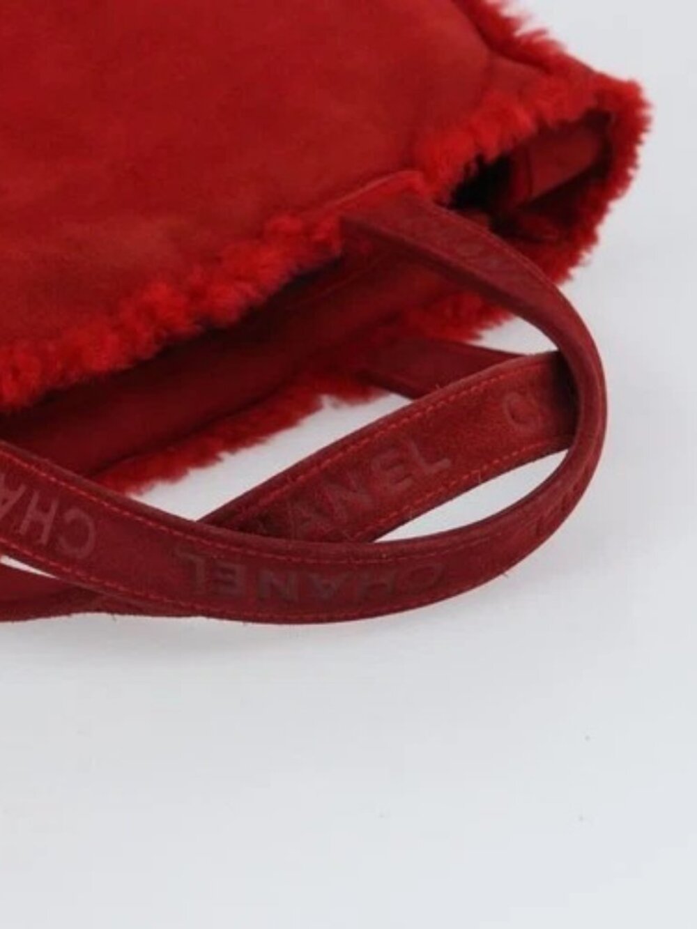 CHANEL Tote Bag Suede Red CC Auth 164529 - Picture 6 of 16